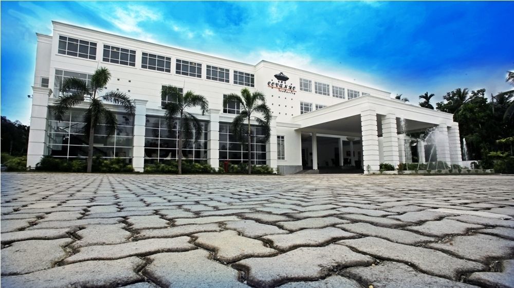 The Covanro Airport Hotel - Katunayake Gampaha Buitenkant foto